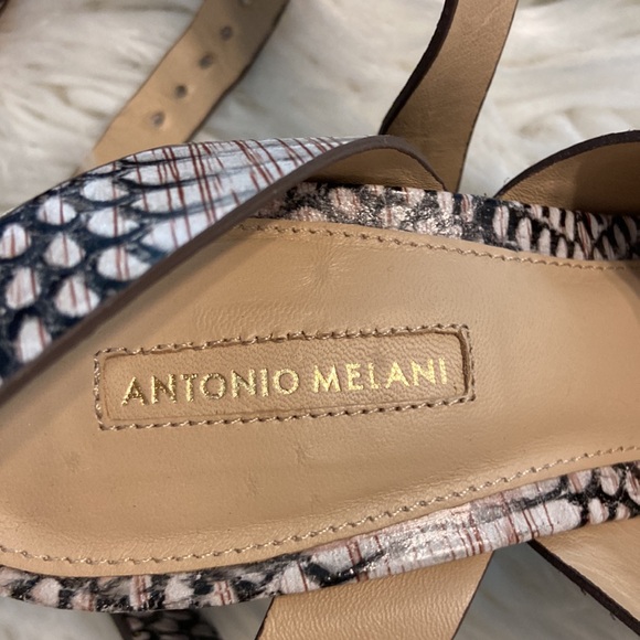 ANTONIO MELANI BROODEY ALL LEATHER SANDALS SIZE 9.5 WORN ONCE SEE ALL PHOTOS - Picture 2 of 12